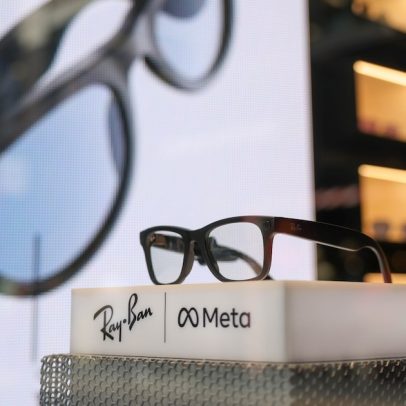 Meta investe US$ 3,5 bilhões na EssilorLuxottica para criar óculos com inteligência artificial