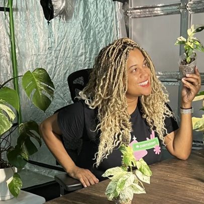 Mulher cria negócio lucrativo na garagem e fatura US$ 148 mil sem experiência