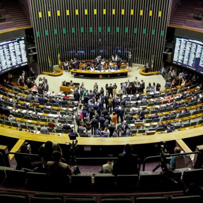 Maioria desaprova Congresso, mas eleitores de Lula e PT mantêm apoio