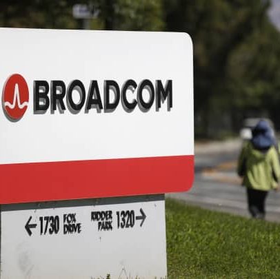 O otimismo comercial impulsiona ações, enquanto Broadcom supera desafios com chips da Meta