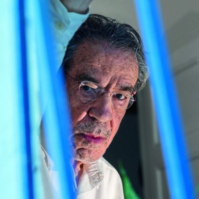 Armando Freitas Filho é homenageado na Flip com tributo emocionante