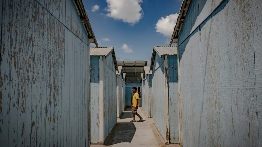 Um homem no albergue Senda de Vida, em Reynosa, Tamaulipas, no dia 26 de junho de 2025. (Foto: Nayeli Cruz)