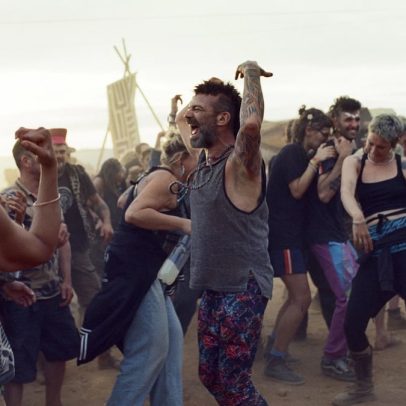 Ritmos de ‘Sirāt’ e a cultura rave influenciam novas gerações de jovens