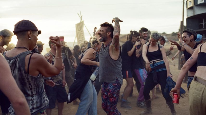 Sirāt, filme de Óliver Laxe. (Foto: Filmes Da Ermida / El Deseo / Movistar Plus+)