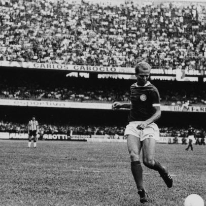 Corinthians e Palmeiras enfrentam a maldição do 'Divino' em novo clássico paulista