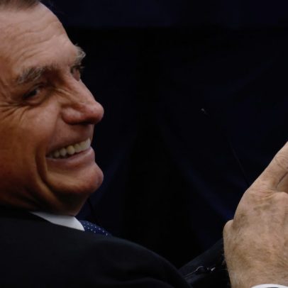 Bolsonaro revela contatos em mensagens do celular apreendido pela PF