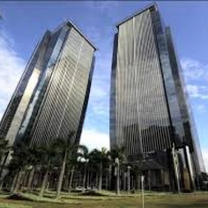 São Carlos realiza venda de oito ativos em negociação simultânea