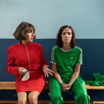 Cinco mulheres acima dos 50 anos desafiam o sistema e compartilham suas histórias