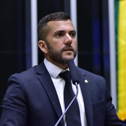 MPF investiga deputado do PL por suposto uso de empresa de fachada nas eleições
