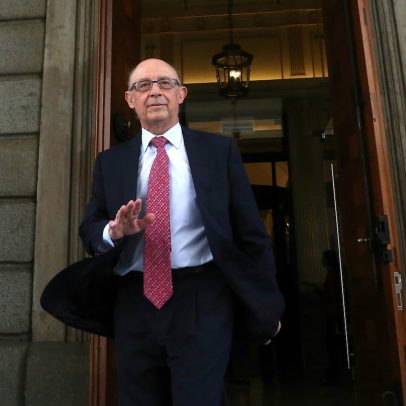 La Guardia Civil investiga desvio de fundos do ex-ministro Montoro para vários países