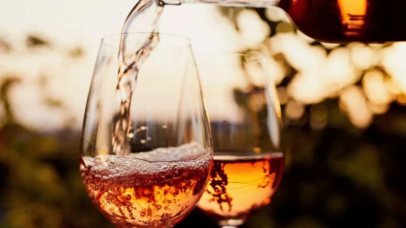 Notre palmarès 2025 des meilleurs rosés de terroir.