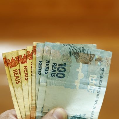 Caixa libera R$ 4,4 bilhões em abono salarial do PIS para beneficiários esta semana