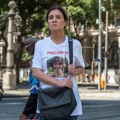 Adriana Esteves é premiada como Melhor Atriz em Série de Ficção