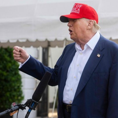 Trump adota táticas de reality show, mas tarifas são insustentáveis, dizem especialistas