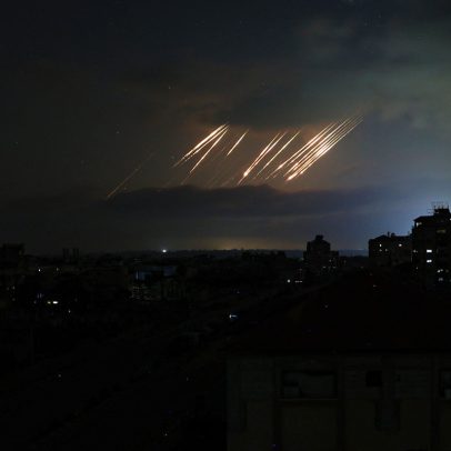 Irã reabre espaço aéreo após conflito com Israel e retoma voos comerciais