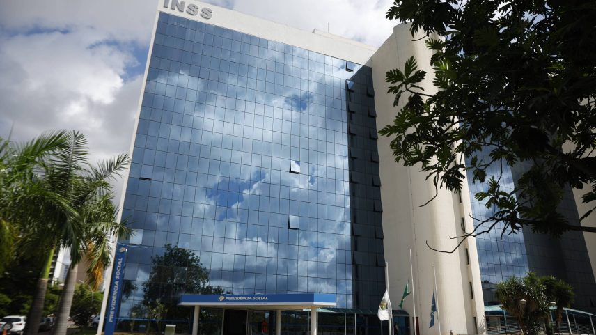 Sede do INSS, em Brasília (Foto: Pedro Ladeira - 23.abr.25/Folhapress)