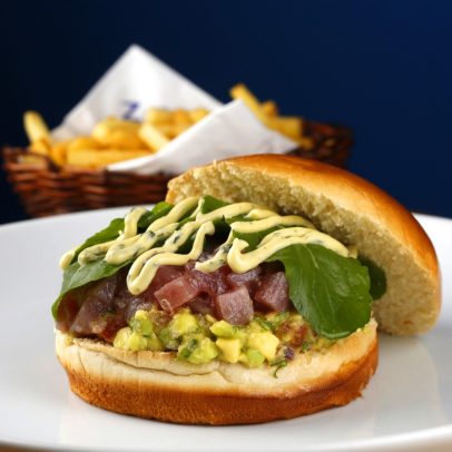 Zuza Fish Bar lança menu especial para comemorar um ano no Flamengo