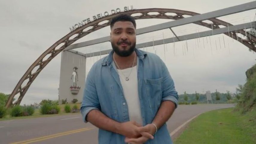 Paulo Vieira em 'Avisa lá que eu vou' — Foto: Reprodução/Globo