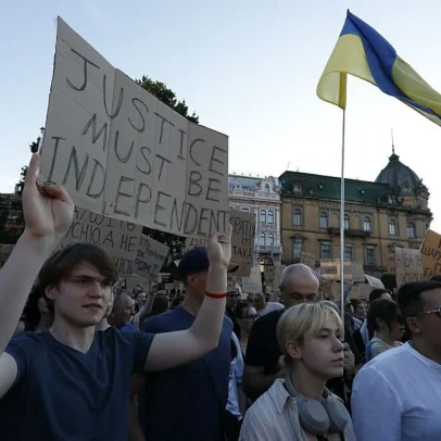 Zelensky propõe nova lei anticorrupção após manifestações no país