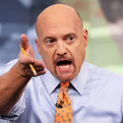 Fed hesita em cortar juros e Jim Cramer explica os motivos por trás da decisão