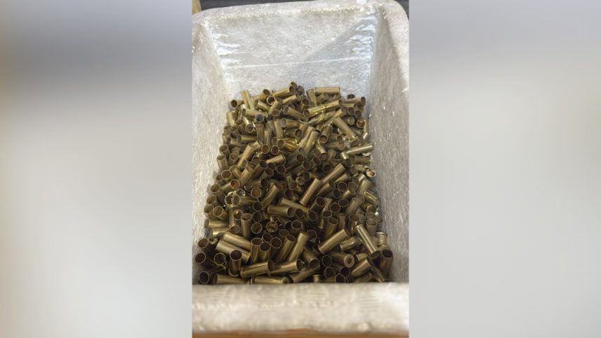 Munição encontrada na fábrica clandestina (Foto: Reprodução)