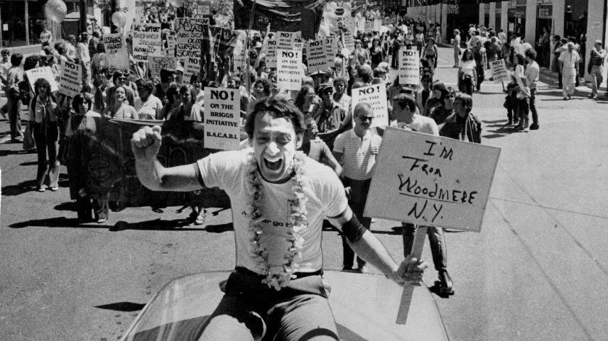Harvey Milk durante o Orgulho de San Francisco, em 23 de junho de 1978. (Foto: Terry Schmitt/San Francisco Chronicle/Getty Images)