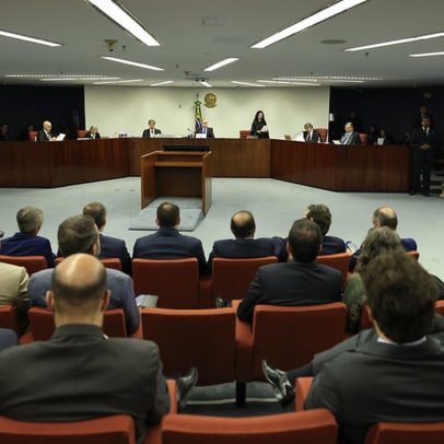 Tenente-coronel aponta que silêncio do Exército pode ter causado descontrole em acampamentos