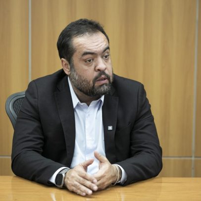 Castro busca apoio em Brasília para fortalecer candidatura ao Senado pelo PL