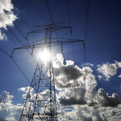 IPCA-15 sobe 0,33% em julho com impacto da bandeira vermelha na conta de luz