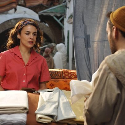 Adriana Ugarte retorna como Sira Quiroga na nova temporada de 'El tempo entre costuras'