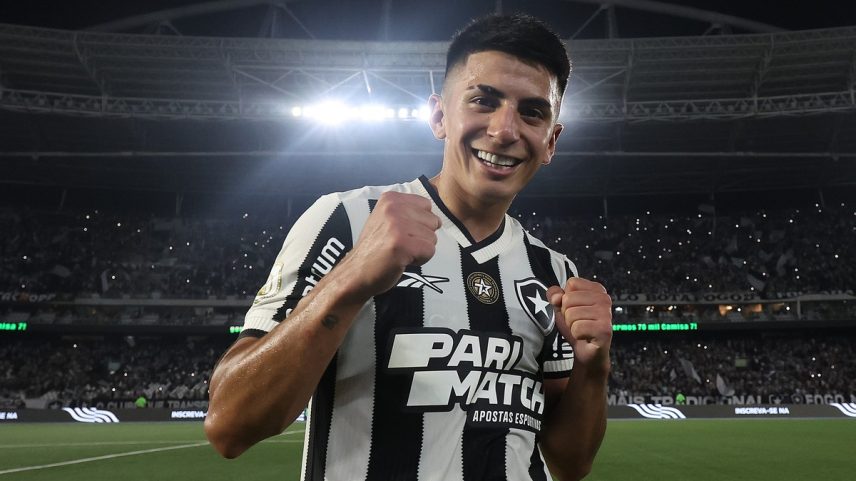 Thiago Almada fez o primeiro gol com a camisa do Botafogo na vitória do time contra o Corinthians (Foto: Vítor Silva / Botafogo)