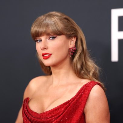 Taylor Swift revela como lidou com polêmicas ao longo de sua carreira artística