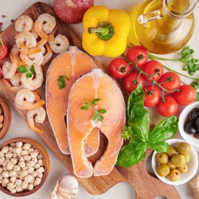 Quatro dietas podem reduzir em até 28% o risco de demência, revela estudo