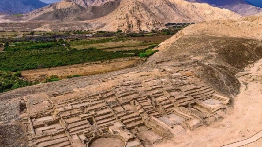 Arqueólogos descobrem cidade de 3,5 mil anos que conectava Pacífico, Andes e Amazônia no Peru (Foto: Divulgação/Zona Arqueológica de Caral)