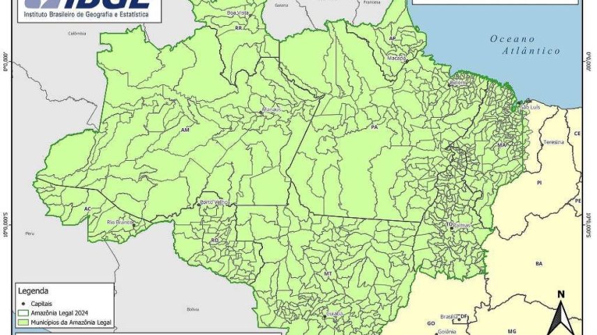 Mapa corrigido pelo IBGE ajustou posição das siglas de MT e MS, além de identificar o AC (Foto: Reprodução/IBGE)