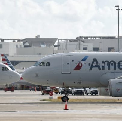 American Airlines reduz previsão de lucro para 2025 após fraco desempenho no terceiro trimestre