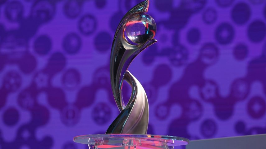 Troféu da Eurocopa Feminina 2025 (Foto: Arnd Wiegmann/Getty Images)
