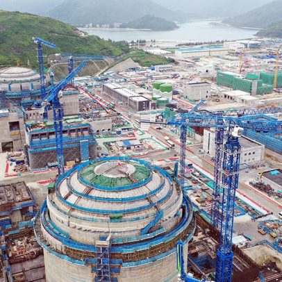 China controla custos crescentes da construção de usinas nucleares e ensina lições globais
