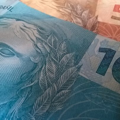 Entenda como funciona o IOF e quem são os responsáveis pelo pagamento no Brasil