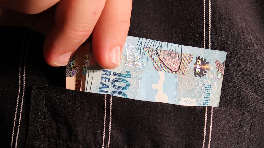 Salário mínimo de São Paulo será de R$ 1.804 a partir desta terça-feira. (Foto: Marcos Santos/USP Imagens)