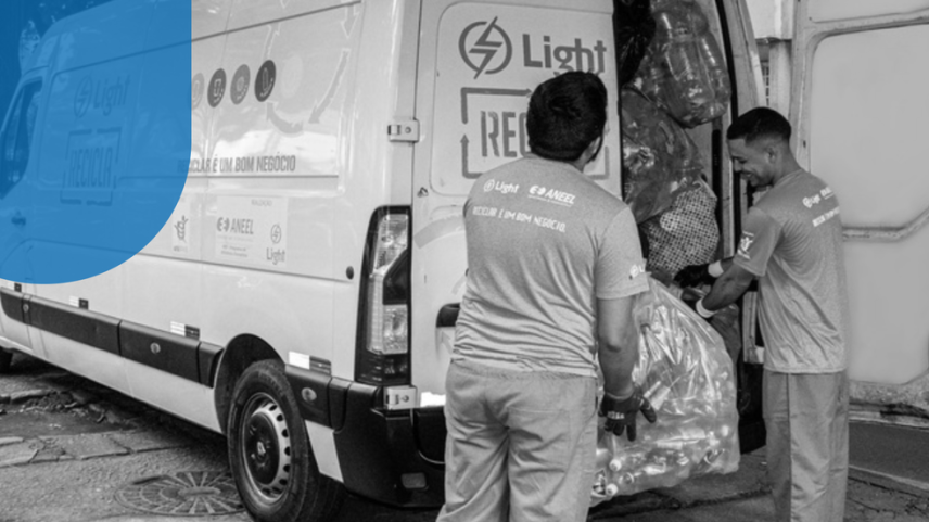 Clientes da Light podem entregar materiais recicláveis em ecopontos para ter desconto na conta de luz (Foto: Divulgação / Light)