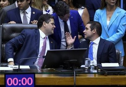 EUA podem sancionar Motta e Alcolumbre e intensificam divisão no bolsonarismo