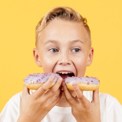 Filhos preferem comida rápida: dicas para uma alimentação saudável e variada