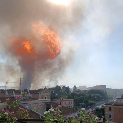 Explosão em posto de gasolina em Roma deixa 29 feridos e causa pânico na cidade