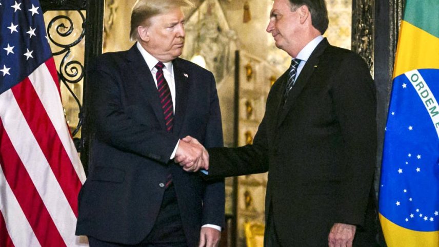Os presidentes Donald Trump e Jair Bolsonaro, em imagem de arquivo (Foto: Eva Marie Uzcategui/Bloomberg/Getty Images)