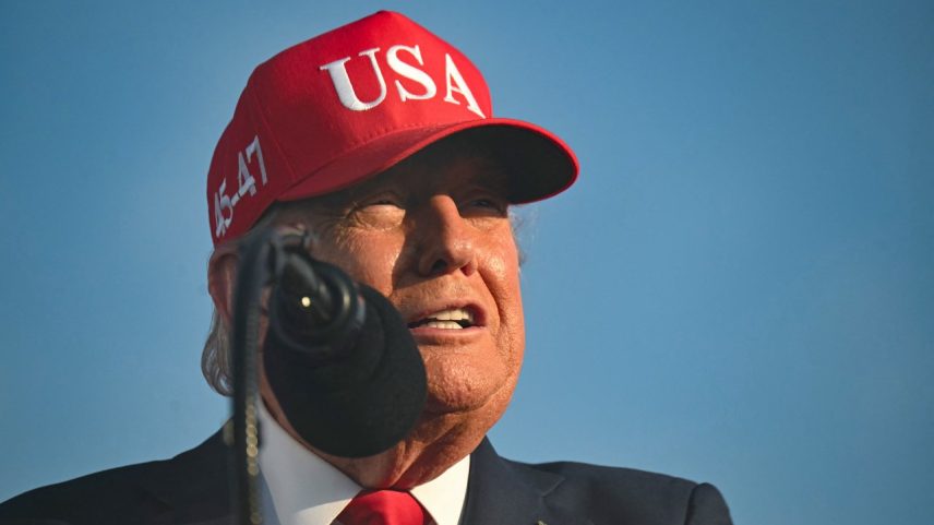 Donald Trump, presidente dos Estados Unidos, em 3 de julho de 2025 (Foto: ANDREW CABALLERO-REYNOLDS/AFP)