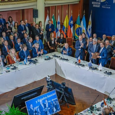 Brasil considera reduzir tarifas do Mercosul para preservar bloco e proteger indústria