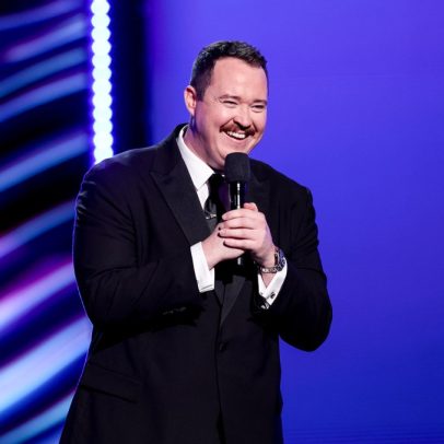 Shane Gillis apresenta suas melhores piadas durante o prêmio ESPY