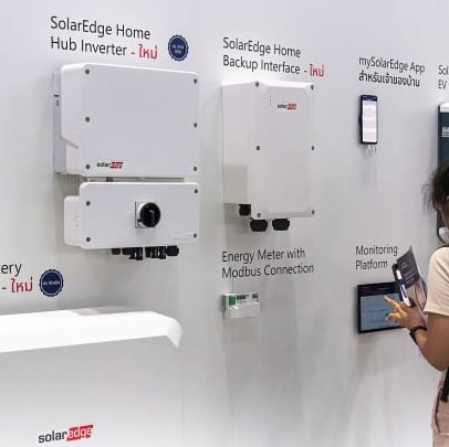 Goldman Sachs recomenda venda de ações de empresa solar em alta