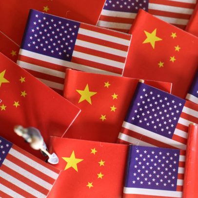 EUA e China reiniciam negociações tarifárias e Focus traz dados da Dívida Pública